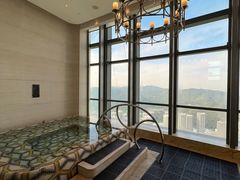 -珠海瑞吉酒店游泳池