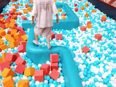 -极限PLAY运动娱乐新世界·团建派对潮玩休闲馆·室内蹦极高空游乐园