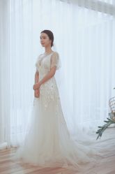 -LaMousse婚纱买手店