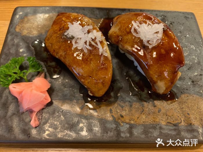 魔丼屋(日月光店)鹅肝寿司图片