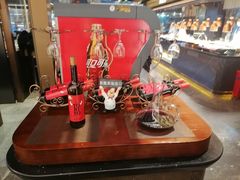 -钱小奴海鲜自助黑金店(杭州滨江龙湖店)