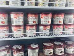 哈根达斯-萨拉伯尔(燕莎友谊商城店)