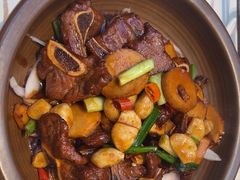 -阿瓦山寨·湘菜现炒·剁椒鱼头王(咸阳总店)