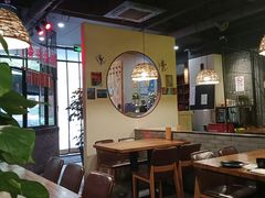 大堂-湘里乡亲甲王二老店