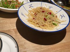 -新一家农家菜(华景新城店)