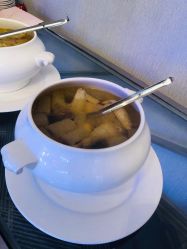 -曼格纳婚礼艺术中心(张江店)