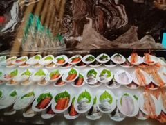 -雍容荟帝王蟹活龙虾展台自助(IFS黑金店)