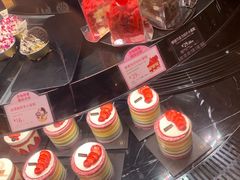 -巴黎贝甜·生日蛋糕(环球中心店)