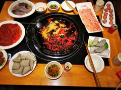 -锅首鲜品火锅(鸳鸯店)