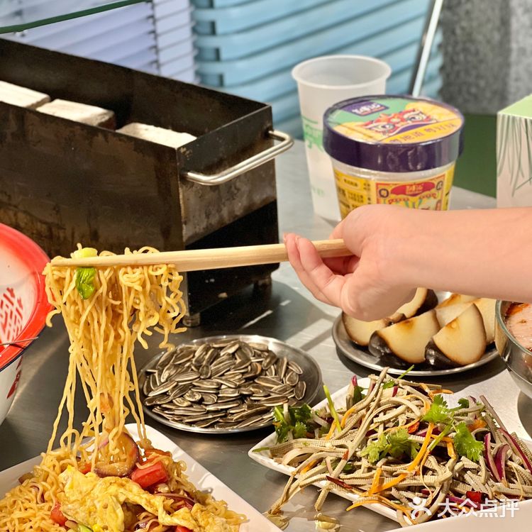 “蓝仙子”，不会我最后一个知道他是啥叭