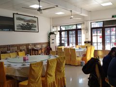 大堂-芸海阁·农家私房菜(沙家浜景区出口店)