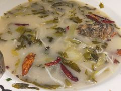 -江渔儿酸菜鱼(奥园广场金发购物中心店)