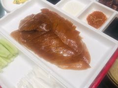 片皮鸭-王府井酒店(金桥港湾店)