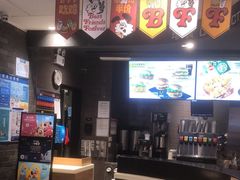 -麦当劳(金稻田路餐)