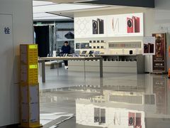 -华为授权体验店(中山公园来福士)