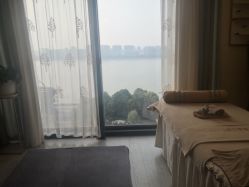 -至臻康妍健康管理中心