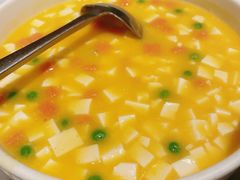 金沙虾仁豆腐-孔雀云贵川·融合菜(长宁来福士店)