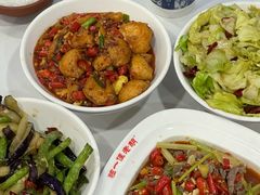 -独一佳老胡湘菜馆(矿山路店)