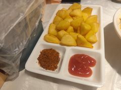 -肥肥虾庄·金牌油焖大虾(沙湖店)