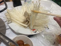 -霄汉牛三鲜湖北砂锅菜(万松园2店)