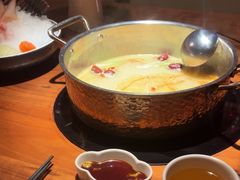 -揽季锅物会·海鲜姿造(五四路店)