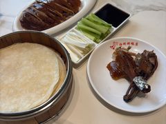 -梅利汴京烤鸭•开封豫菜地标店(东大街店)