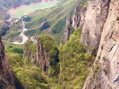 索道窗外景色-云台山风景名胜区