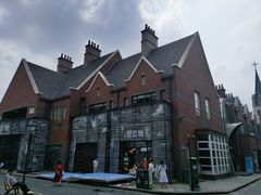 -钟书阁(松江泰晤士小镇店)