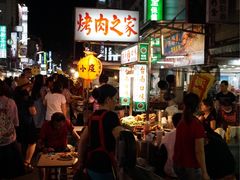 -六合夜市