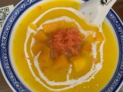杨枝甘露-黄氏许牛奶甜品专家(水晶街店)