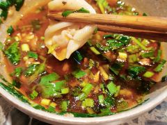 -肖肖酸萝卜鱼火锅(总店)