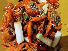 -霄汉牛三鲜湖北砂锅菜(万松园2店)