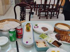 -梅利汴京烤鸭•开封豫菜地标店(铁北街店)