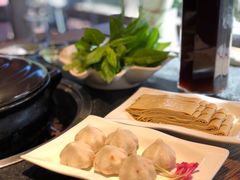 -大匠工房古船木艺术餐厅·猪肚鸡专门店(长白仙岛店)