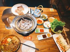 -明洞阿姨·韩式酱蟹烤肉·创意料理(三元桥店)