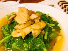 松茸炒豆苗-马勒别墅·中餐厅