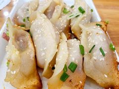 牛肉鍋貼-小姜锅贴(凤凰街店)