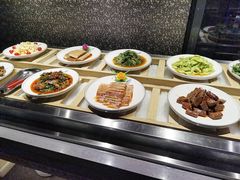 -蓉城四海黑牛烤肉海鲜自助餐厅(宜兴宝龙店)