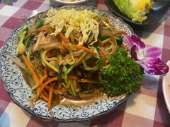 -益百岁牛尾汤(香山路店)