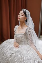 -派丽莫Pellimo原创设计婚纱品牌