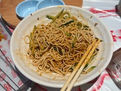-肥肥虾庄·金牌油焖大虾(杨园滨江时代walk店)