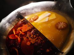 红颜花胶鸡锅底-湊湊火锅·茶憩(恒隆广场店)