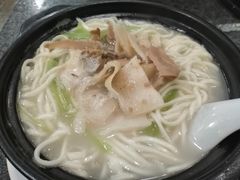 -春阳水饺(香槟广场店)