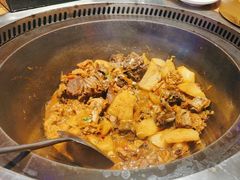 -山河屯铁锅炖·非遗东北菜(南山店)