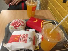 -麦当劳(伟城广场店)