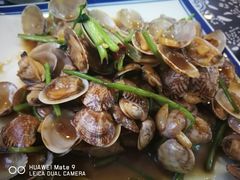 -八两八金·莱芜特色炒鸡(市南漳浦路店)