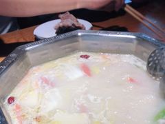 -佬土鹅肠火锅(扬中步行街店)