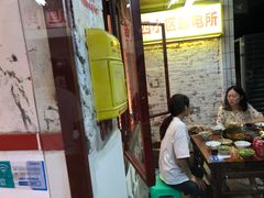 大堂-四小区火锅·巷子里的重庆火锅(花照壁店)