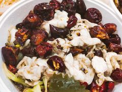 Q爽脆鱼半份-小鱼小牛·鱼牛干锅·脆鱼火锅(世欧广场店)