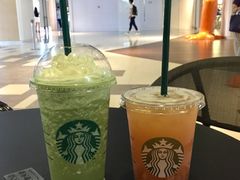 -星巴克(上海虹桥新天地二店)